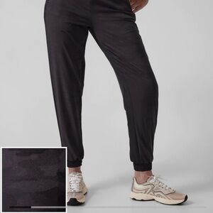 Athleta camo joggers